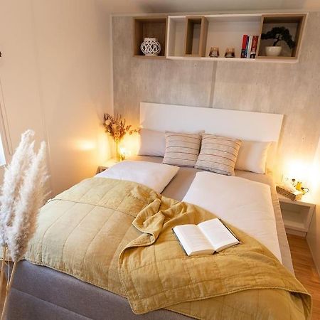 Апартаменти Gemuetliches, Voll Ausgestattes Tiny House Vilseck Екстер'єр фото