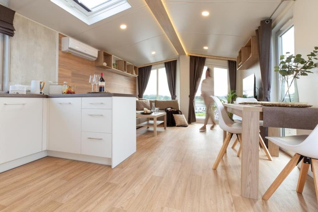 Апартаменти Gemuetliches, Voll Ausgestattes Tiny House Vilseck Екстер'єр фото