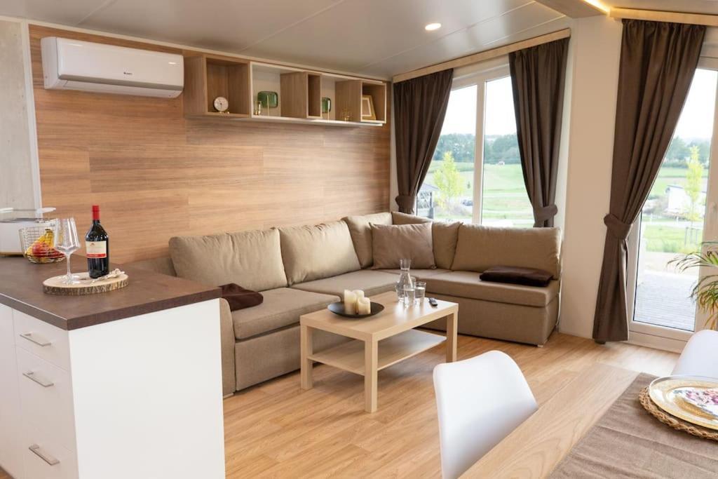 Апартаменти Gemuetliches, Voll Ausgestattes Tiny House Vilseck Екстер'єр фото